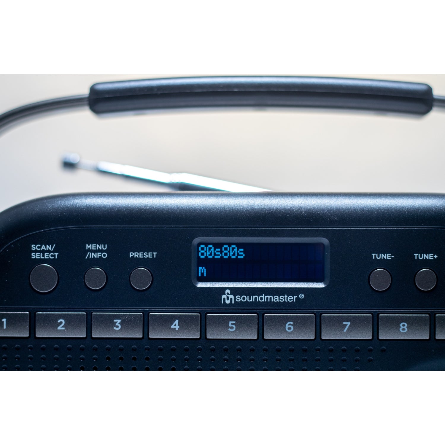 Soundmaster DAB280SW tragbares Digitalradio DAB+ UKW-RDS Kopfhörerbuchse Retro
