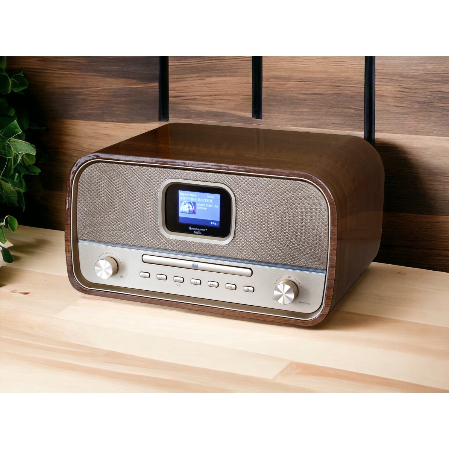 Soundmaster HighLine DAB970BR1 Retro Kompaktanlage Stereoanlage HiFi-Anlage DAB+ UKW CD-Player MP3 USB Bluetooth Streaming Farbdisplay